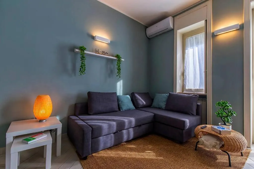 Appartamento Charmy & Cozy Panoramic Flat 50M From M4 Stop Milano