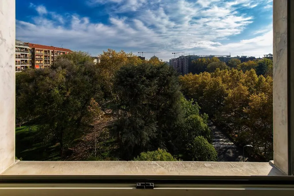 Charmy & Cozy Panoramic Flat 50M From M4 Stop Milano Appartamento