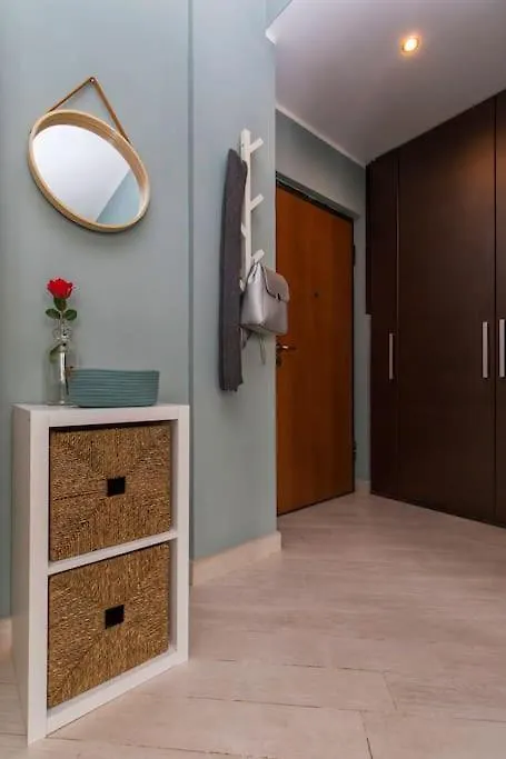 Charmy & Cozy Panoramic Flat 50M From M4 Stop Milano 0*,  Italia