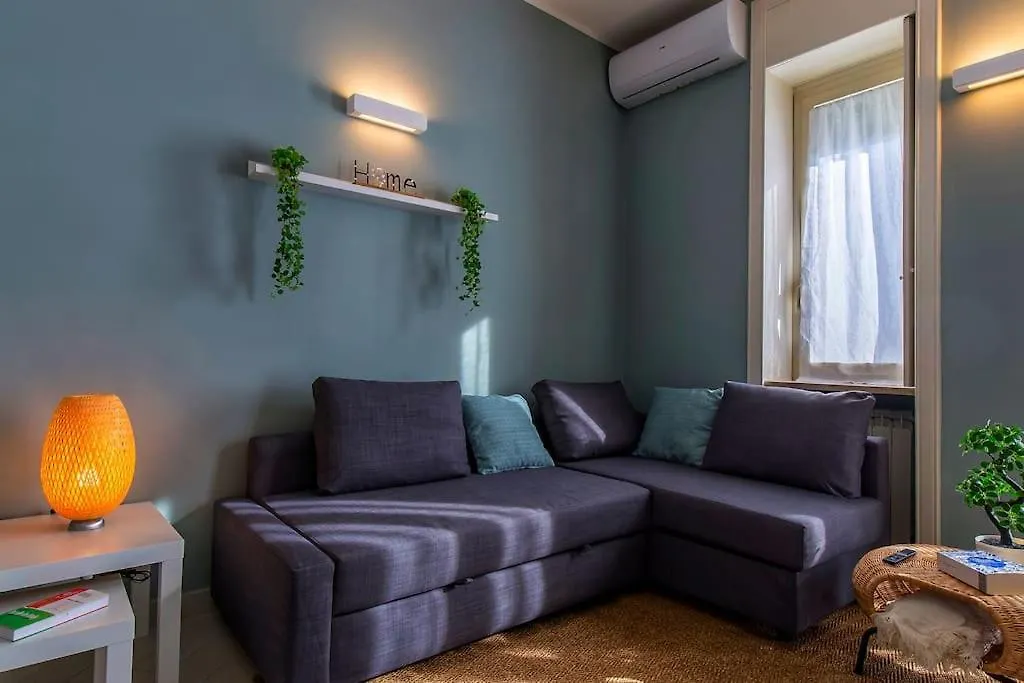 Charmy & Cozy Panoramic Flat 50M From M4 Stop Milano Appartamento